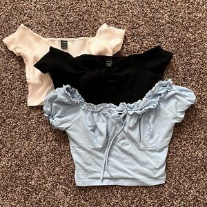 Off shoulder crop bundle